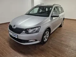 Schwarz Gebraucht 2015 Skoda Fabia Style Kombi | 9.480 € (Fairer Preis)