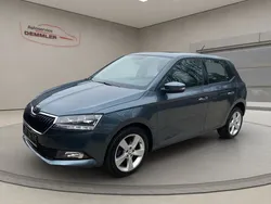 Grau Gebraucht 2020 Skoda Fabia Cool Plus Limousine | 10.800 € (Fairer Preis)