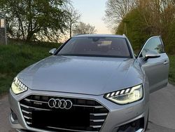 Silber Gebraucht 2021 Audi A4 S-Line Kombi | 29.999 € (Teuer)