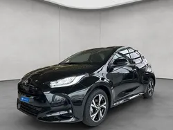 Schwarz Neu 2025 Toyota Yaris Hybrid Limousine | 24.290 € (Guter Preis)