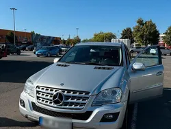 Silber Gebraucht 2009 Mercedes ML300 SUV | 11.000 €