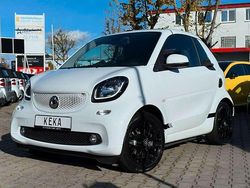 Weiß Gebraucht 2018 Smart ForTwo Cabrio Cabrio | 21.990 € (Teuer)