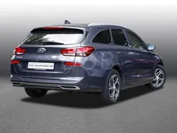 Grau Gebraucht 2020 Hyundai i30 Intro Edition | 16.948 € (Superpreis)