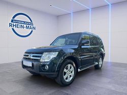Grün Gebraucht 2009 Mitsubishi Pajero Intense SUV | 7.911 € (Superpreis)