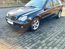 Blau Gebraucht 2005 Mercedes C220 Kombi | 4.000 € (Fairer Preis)