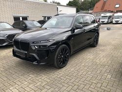 Schwarz Gebraucht 2025 BMW X7 M Sport SUV | 99.400 €