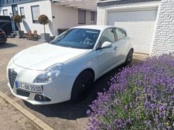 Weiß Gebraucht 2010 Alfa Romeo Giulietta Kleinwagen | 8.750 € (Fairer Preis)