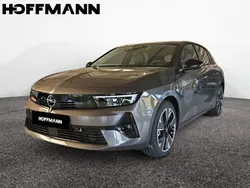 Vulkan grau metallic Gebraucht 2024 Opel Astra Limousine | 34.729 € (Fairer Preis)