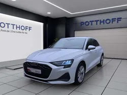 Weiß Gebraucht 2024 Audi A3 Sportback Limousine | 28.450 € (Fairer Preis)
