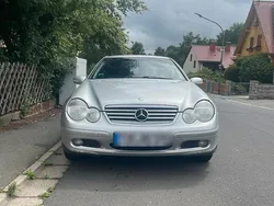 Silber Gebraucht 2003 Mercedes C200 Coupé | 2.099 €