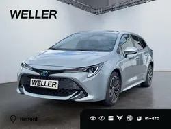 Grau Gebraucht 2022 Toyota Corolla Team Kombi | 23.990 € (Fairer Preis)