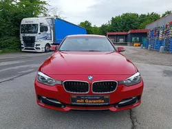 Rot Gebraucht 2012 BMW 320 Efficient Dynamics Limousine | 9.000 € (Superpreis)