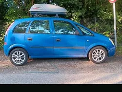 Blau Gebraucht 2004 Opel Meriva Van / Kleinbus | 1.400 €