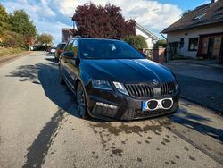 Schwarz Gebraucht 2019 Skoda Octavia RS Kombi | 14.800 € (Fairer Preis)