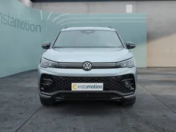 Silber Gebraucht 2024 VW Tiguan R SUV | 48.850 € (Superpreis)