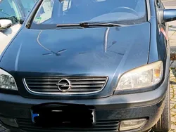Blau Gebraucht 2002 Opel Zafira Van / Kleinbus | 699 € (Superpreis)