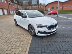Weiß Gebraucht 2019 Skoda Scala Kleinwagen | 14.250 € (Fairer Preis)