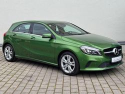 Grün Gebraucht 2017 Mercedes A180 Urban Limousine | 13.955 € (Fairer Preis)