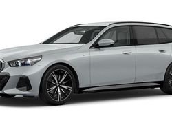Grau Gebraucht 2025 BMW 520 Comfort Edition Kombi | 58.034 € (Fairer Preis)