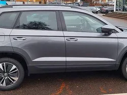 Grau Gebraucht 2022 Skoda Karoq Tour SUV | 21.500 € (Fairer Preis)