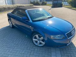 Blau Gebraucht 2003 Audi A4 Cabriolet Cabrio | 3.500 € (Guter Preis)