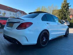 Weiß Gebraucht 2015 Mercedes C63S AMG AMG Limousine | 53.299 € (Teuer)