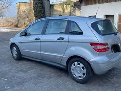 Silber Gebraucht 2005 Mercedes B170 Van / Kleinbus | 3.800 € (Superpreis)