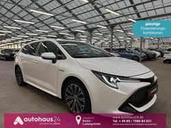 Weiß Gebraucht 2022 Toyota Corolla Team Kombi | 22.220 € (Superpreis)