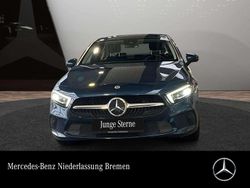 Blau Gebraucht 2022 Mercedes A250 Progressive Limousine | 28.990 € (Etwas zu teuer)
