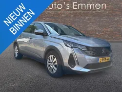 Grau Gebraucht 2021 Peugeot 5008 Van / Kleinbus | 13.308 € (Guter Preis)