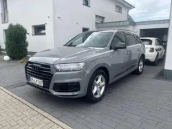 Grau Gebraucht 2015 Audi Q7 Comfort SUV | 28.599 € (Etwas zu teuer)