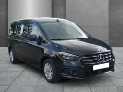 Loparitschwarz metallic Neu 2025 Mercedes T180 Progressive Van / Kleinbus | 34.579 €