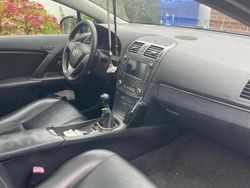 Schwarz Gebraucht 2010 Toyota Avensis Kombi | 4.100 €