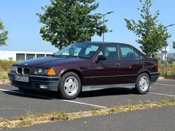 Rot Gebraucht 1992 BMW 316 Basis Limousine | 3.950 €
