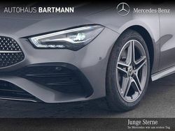 Gebraucht 2024 Mercedes CLA200 Shooting Brake Kombi | 31.900 €
