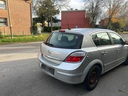 Silber Gebraucht 2004 Opel Astra Limousine | 2.449 € (Guter Preis)
