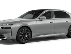 Silber Gebraucht 2024 BMW 740 Executive Limousine | 102.576 € (Superpreis)