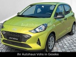 Grün Neu 2025 Hyundai i10 Kleinwagen | 17.770 € (Fairer Preis)