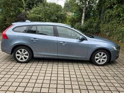 Andere farben Gebraucht 2017 Volvo V60 Kombi | 12.000 € (Fairer Preis)