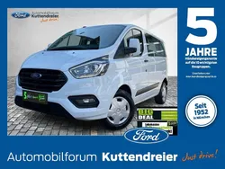 Weiß Gebraucht 2022 Ford Transit Tourneo Trend Van / Kleinbus | 27.769 €