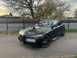 Schwarz Gebraucht 2019 Alfa Romeo Giulia Veloce Limousine | 29.550 € (Fairer Preis)