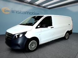 Weiß Gebraucht 2024 Mercedes Vito Van / Kleinbus | 35.199 € (Etwas zu teuer)