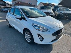 Weiß Gebraucht 2019 Ford Fiesta Cool & Connect Kleinwagen | 7.990 € (Superpreis)