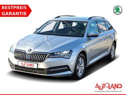 Silber Gebraucht 2022 Skoda Superb Kombi | 26.950 € (Etwas zu teuer)
