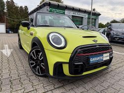 Gelb Gebraucht 2024 Mini Cooper Kleinwagen | 37.949 €