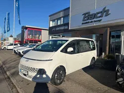 Creamy white Gebraucht 2024 Hyundai Staria Trend Van | 43.490 € (Fairer Preis)