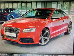 Rot Gebraucht 2011 Audi RS5 Sport Coupé | 18.970 €
