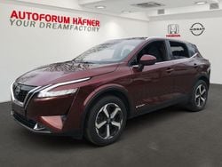 Rot Gebraucht 2023 Nissan Qashqai N-Connecta SUV | 26.490 € (Fairer Preis)
