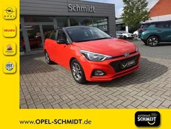 Tomato red Gebraucht 2019 Hyundai i20 Active Limousine | 11.980 € (Etwas zu teuer)