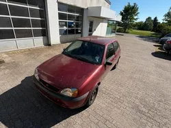Rot Gebraucht 2001 Ford Fiesta Kleinwagen | 300 €